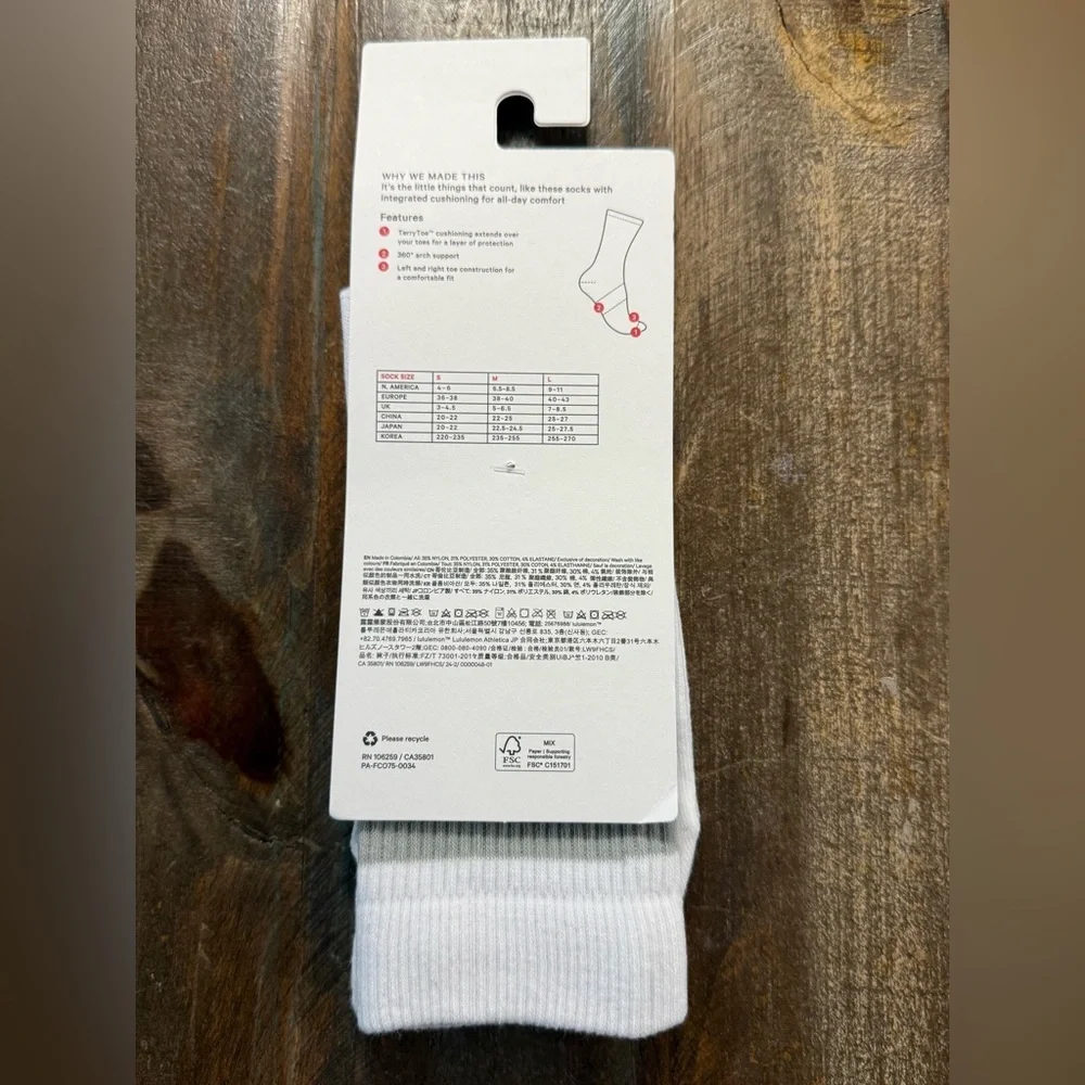 Lululemon Daily Stride Ribbed Crew Socks Size M/L Gray White Medium Cushion NWT